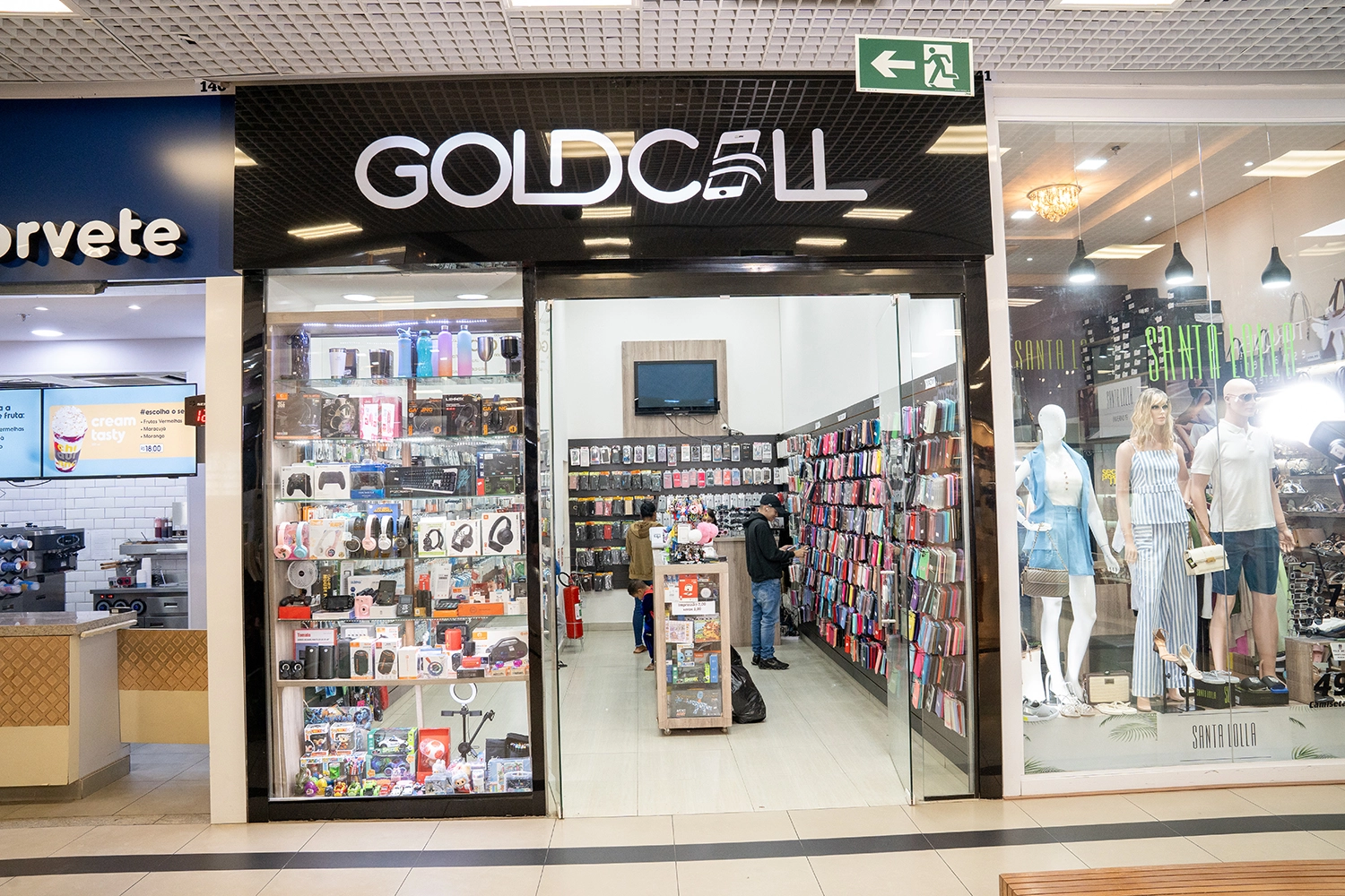 Imagem de background GOLD CELL